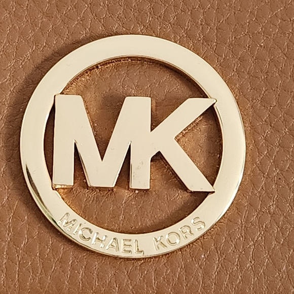 NWT MICHAEL KORS WALLET +Bonus 2 new matching satin twillys - Picture 9 of 13